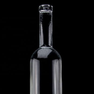 Exquisito design Vodka Liquor Garrafa de vidro 750ml Garrafa de vidro transparente com tampa de parafuso