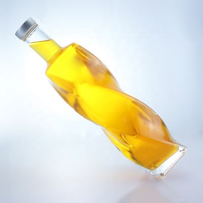 Logotipo personalizado Bottle de vidro em forma especial 700ml 750ml Spirits com tampa de parafuso