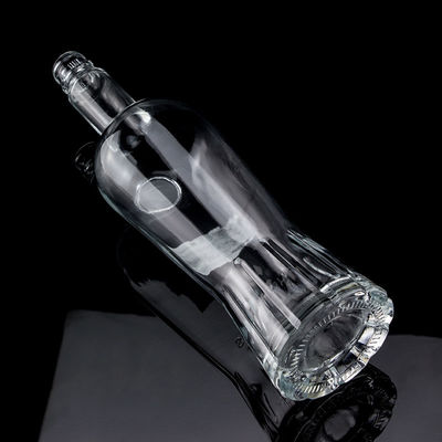 500ml700ml750ml garrafa de uísque transparente com Super Flint vidro personalizado esculpido design único
