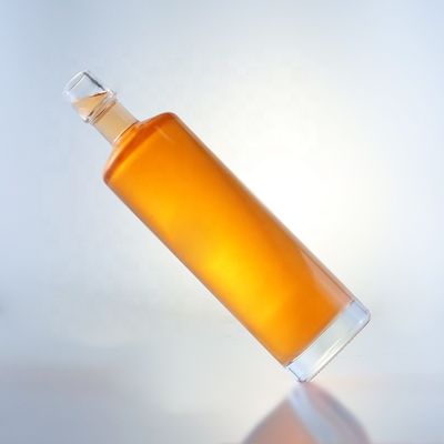 750 ml garrafas de embalagem de vidro para bebidas chinesas de cortiça extra-flinte para vodka