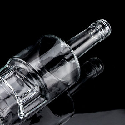 Material do colarinho Garrafa de vodka de vidro 500ml700ml para a indústria de fabricação de bebidas alcoólicas