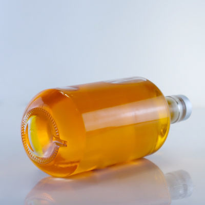 Garrafa de vidro de 375 ml, 500 ml, 700 ml, 750 ml e 1000 ml para bebidas alcoólicas com rolha e tampa de parafuso