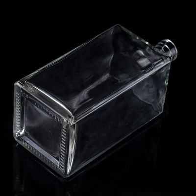 Impressão de tela 1000ml garrafa de vidro transparente para vodka forma quadrada com tampa de parafuso