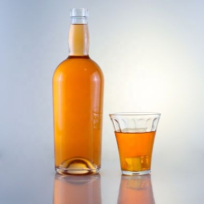 Collar de vidro 750 ml 700 ml garrafa redonda para venda de bebidas