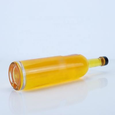 Logotipo personalizado 700ml 750ml Flasca de vidro de forma redonda com acabamento superior de parafuso