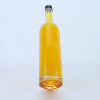Logotipo personalizado 700ml 750ml Flasca de vidro de forma redonda com acabamento superior de parafuso