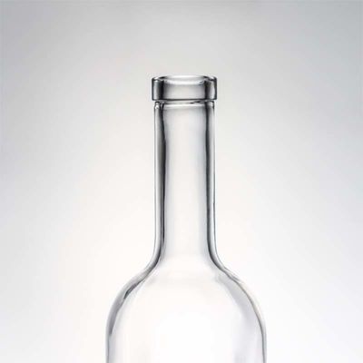 Garrafa de vidro de pescoço comprido e transparente de 750 ml para uísque, champanhe, brandy e bebidas industriais