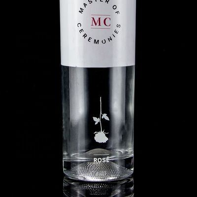 Garrafa personalizada 750 ml tinta em spray branco whisky vodka garrafa de vidro vazia com cortiça