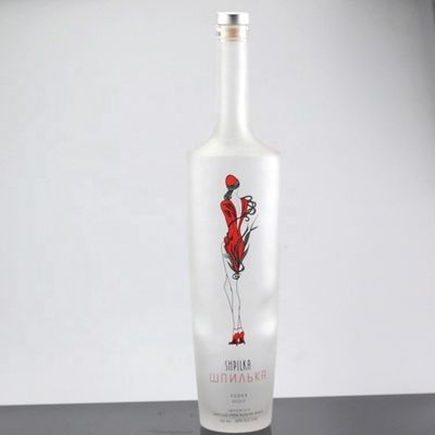 Garrafa de vodka de vidro industrial congelado de 750 ml para fabricação e comercialização