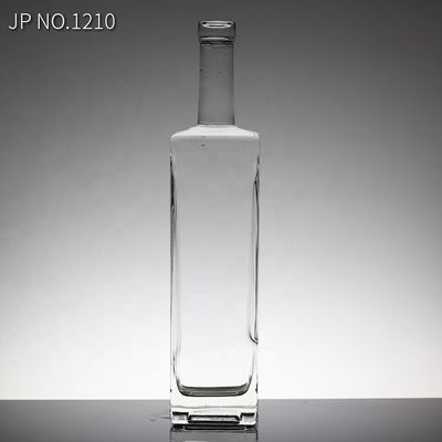 Super Flint Bottle Crystal Glass Brandy Bottle com tampa de parafuso para suas necessidades