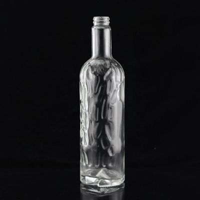 Fota de vidro com tampa de parafuso de design especial para tequila sofisticada na indústria