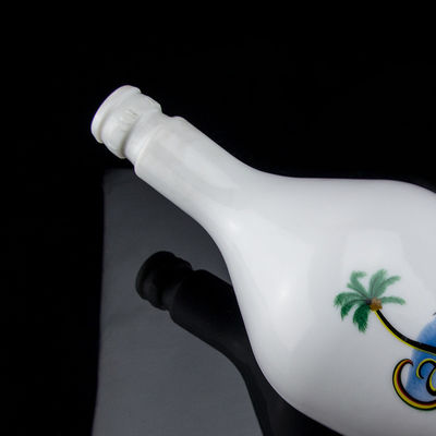 700 ml de garrafa de vidro de manuseio de superfície de gelo de rum com rolha
