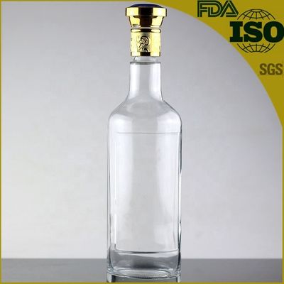 Whisky Vodka Material de vidro 700 ml Garrafa de 1000 ml com tampa metálica e de alta qualidade