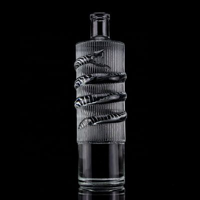 Logotipo personalizado Garrafa de vidro de desenho de serpente emolida de 750 ml para cilindro de vodka