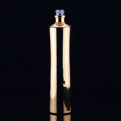 750 ml de garrafa de vidro colorido com material do colarinho dourado e design final para vodka