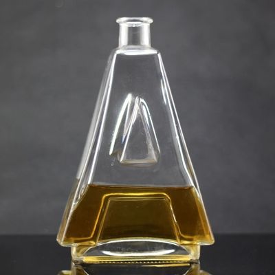 Material de base Garrafa de vidro com forma de letra única e tampa de cortiça
