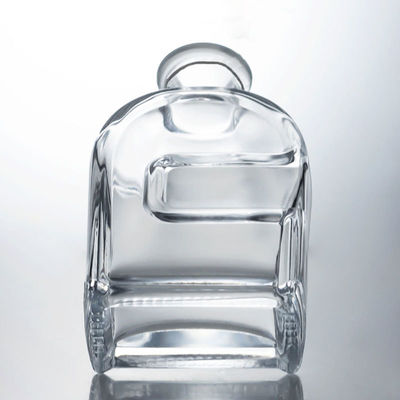 Garrafa de licor de vidro Squircle personalizada para gin rum brandy vodka e rolha de cortiça incluída