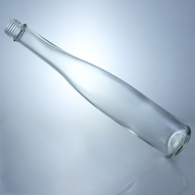 Contenedor de bebidas Garrafa de vidro de pedra de alta e fina com tampa de parafuso