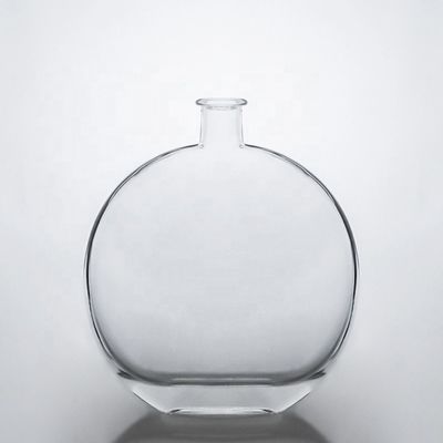 Garrafa de vidro plana de 750 ml com cortiça para Vodka Whiskey Gin Bebidas industriais
