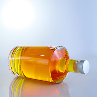 Popular Forma Super Flint Glass Liquor Bottle para Vodka Whiskey Rum Tequila Gin Feito