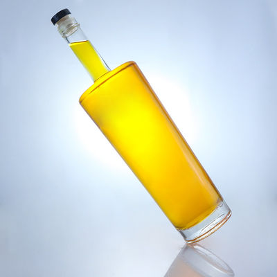 Garrafa de vidro de 750 ml de qualidade alimentar para rum, vodka, uísque, tequila, gin, material de super-flinta