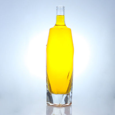 Material do corpo Vidro Forma Quadrada Rum Vodka Whiskey Tequila Gin Botelho com Cortiça Feito