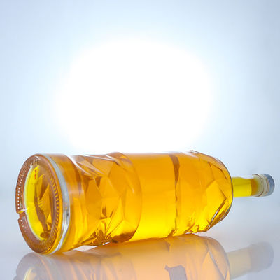 Garrafa de vidro de licor com logotipo personalizável em relevo e cor clara ou personalizada da garrafa