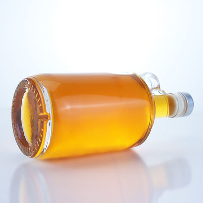 750 ml garrafa de bebidas alcoólicas de vidro para vodka rum tequila com anel de manuseio no pescoço e tampão de cortiça