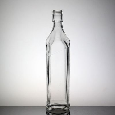 Garrafas de vidro de 700 ml de cortiça clara para bebidas alcoólicas e vodka