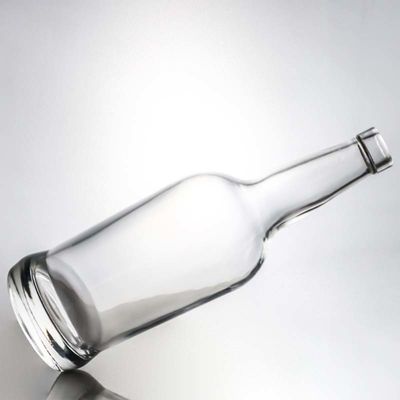 Colarinho de vidro de logotipo personalizado 700ml garrafa redonda de licor para vodka brandy uísque e mais
