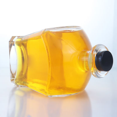 Colarinho de vidro Material Forma quadrada Whiskey Vodka Tequila Brandy Gin Rum Garrafa com Cortiça