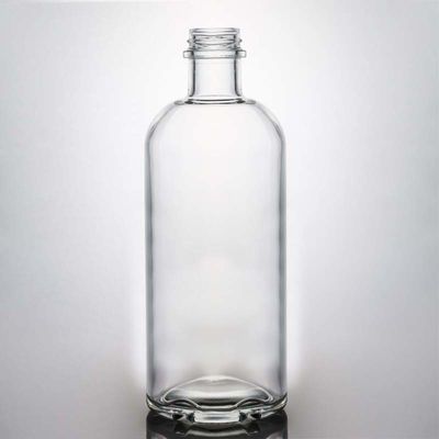 Material de vidro Capacidade e forma personalizáveis Rum Vodka Whisky Tequila Gin Botella com tampa