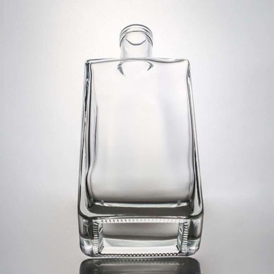 Material do colarinho Vidro 700 ml Quadrado Super Flint Glass Flask para Vodka Gin Rum Whisky