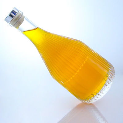 Vidro de forma redonda 500 ml Rum Vodka Whiskey Tequila Gin Botelho com tampa de cortiça