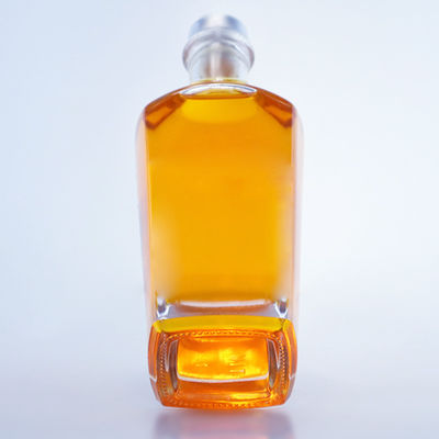 Cor da garrafa Claras 750 ml Garrafa de vidro de forma única para Gin Rum Champagne Brandy Whisky