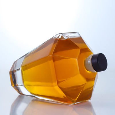 Material do colarinho Vidro 700ml garrafa de forma única para Gin Rum Champagne Brandy Whisky