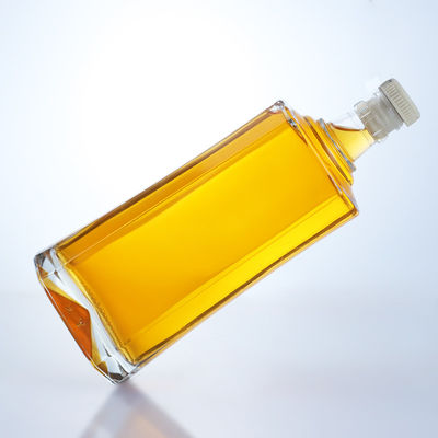 Logotipo personalizado Garrafa de vidro de pedra transparente de 500 ml para gin rum champanhe brandy uísque licor