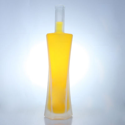 Garrafa de vidro personalizada com logotipo 750 ml Capacidade para Gin Rum Champagne Brandy e Whisky
