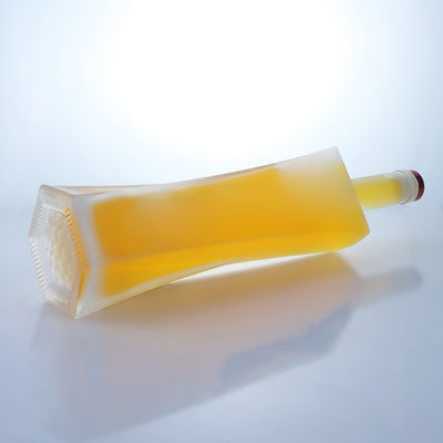 Garrafa de vidro personalizada com logotipo 750 ml Capacidade para Gin Rum Champagne Brandy e Whisky
