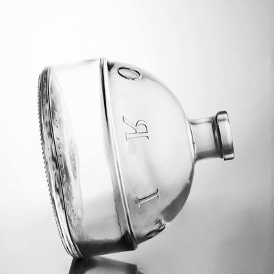 Flint Glass Sealing Type Cork 700ml Bottle de licor de vidro de forma personalizada para gin rum Champagne