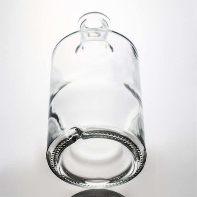 Garrafa de vidro de 750 ml de forma redonda ou personalizada de 1000 ml com rolha de madeira para whisky
