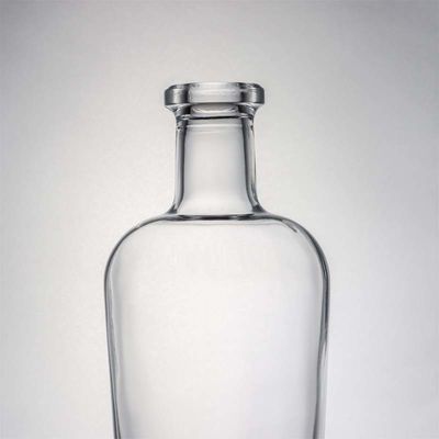 Logotipo personalizado 700ml 1000ml Limpo Flint Gin Rum Champagne Liquor Garrafa de vidro com cortiça