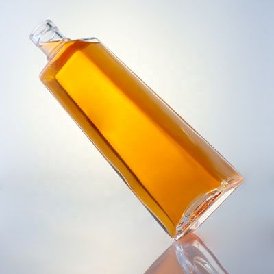 Logotipo personalizado Vidro transparente 750ml garrafa de uísque com cortiça e forma quadrada