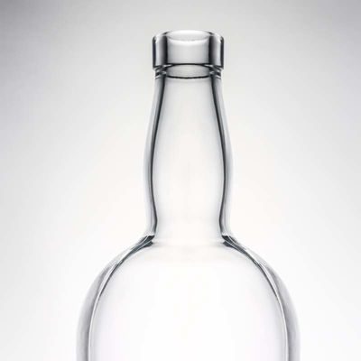 Logotipo personalizado High Flint Gin Rum Liquor Garrafa de vidro com cortiça 700ml 800ml 1000ml