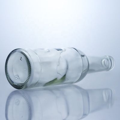 Flint Glass 276ml Brandy Vodka Tequila Garrafa de vidro com cortiça para material do corpo Vidro