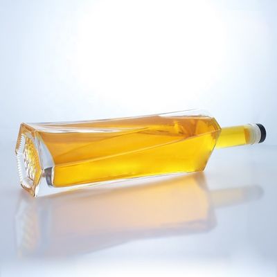 Garrafa de vidro transparente de 500 ml 750 ml 1000 ml com tampa de parafuso Material de base para bebidas industriais Vidro