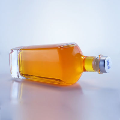 750 ml de garrafa de vidro de licor com verniz claro para whisky líquido exclusivo vodka rum tequila