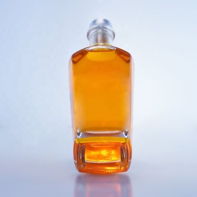 750 ml de garrafa de vidro de licor com verniz claro para whisky líquido exclusivo vodka rum tequila