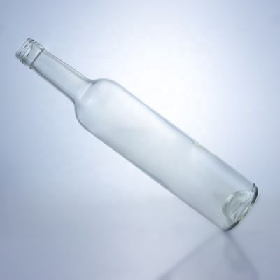 Garrafa de vidro transparente de 500 ml 700 ml 750 ml 1000 ml para manuseio de superfície de estampagem a quente do uísque