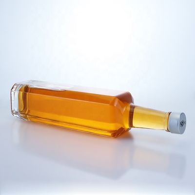 500ml 750ml Quadrado Whiskey Vodka garrafas para parafuso Tequila de vidro garrafas de licor